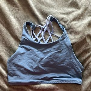 lululemon free to be wild high neck sports bra size 6